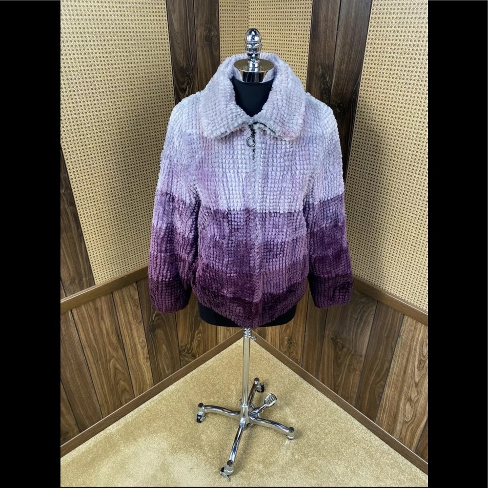 JEAN CRISAN FOURRURE MADE IN CANADA DYED PURPLE OMBRE SHEARED BEAVER FUR JACKET